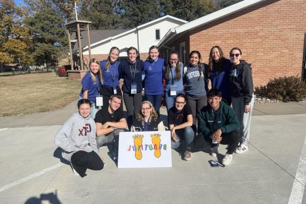 Concordia Texas students on a mission trip with Beautiful Feet Conference